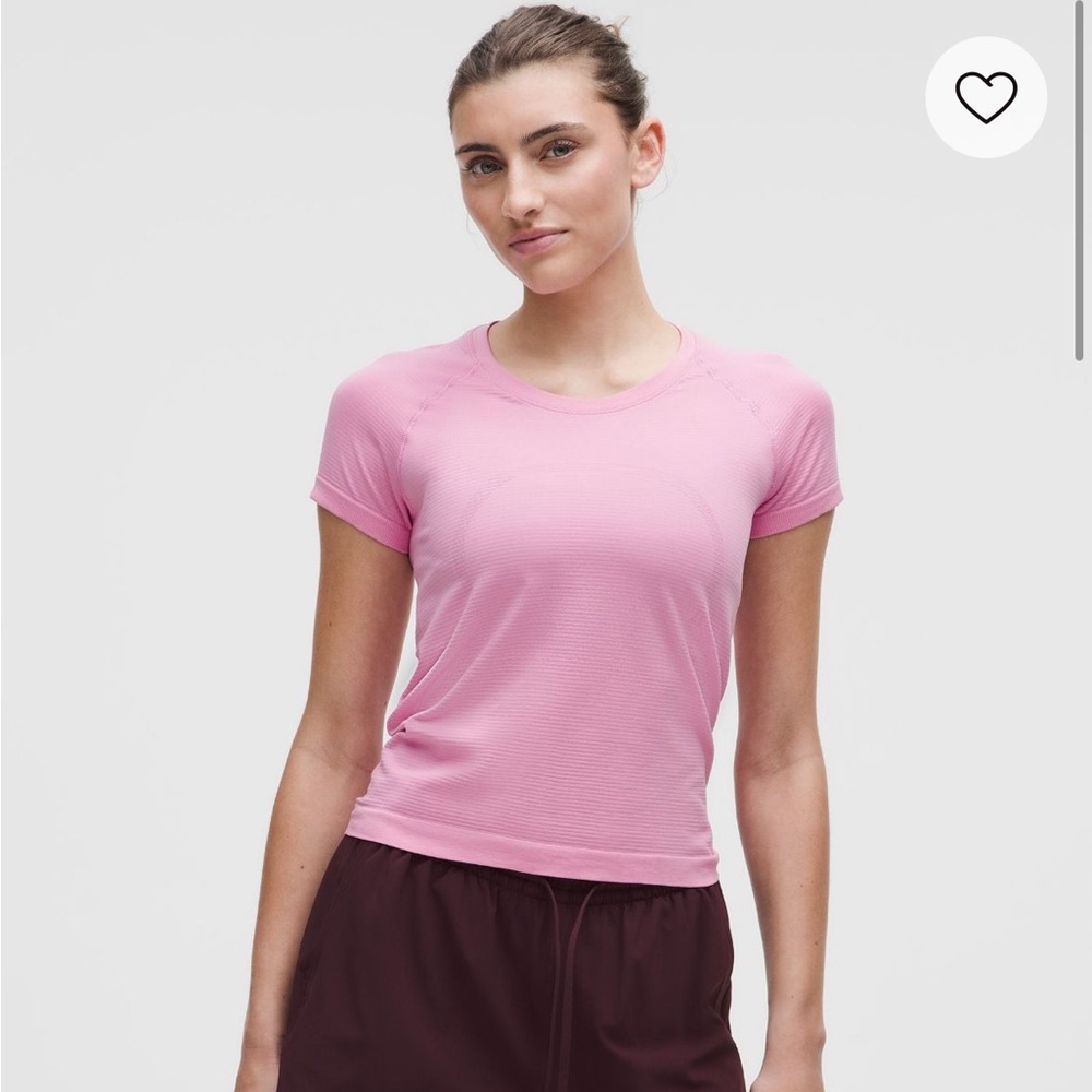 lululemon athletica swiftly tech short sleeve (waist length)